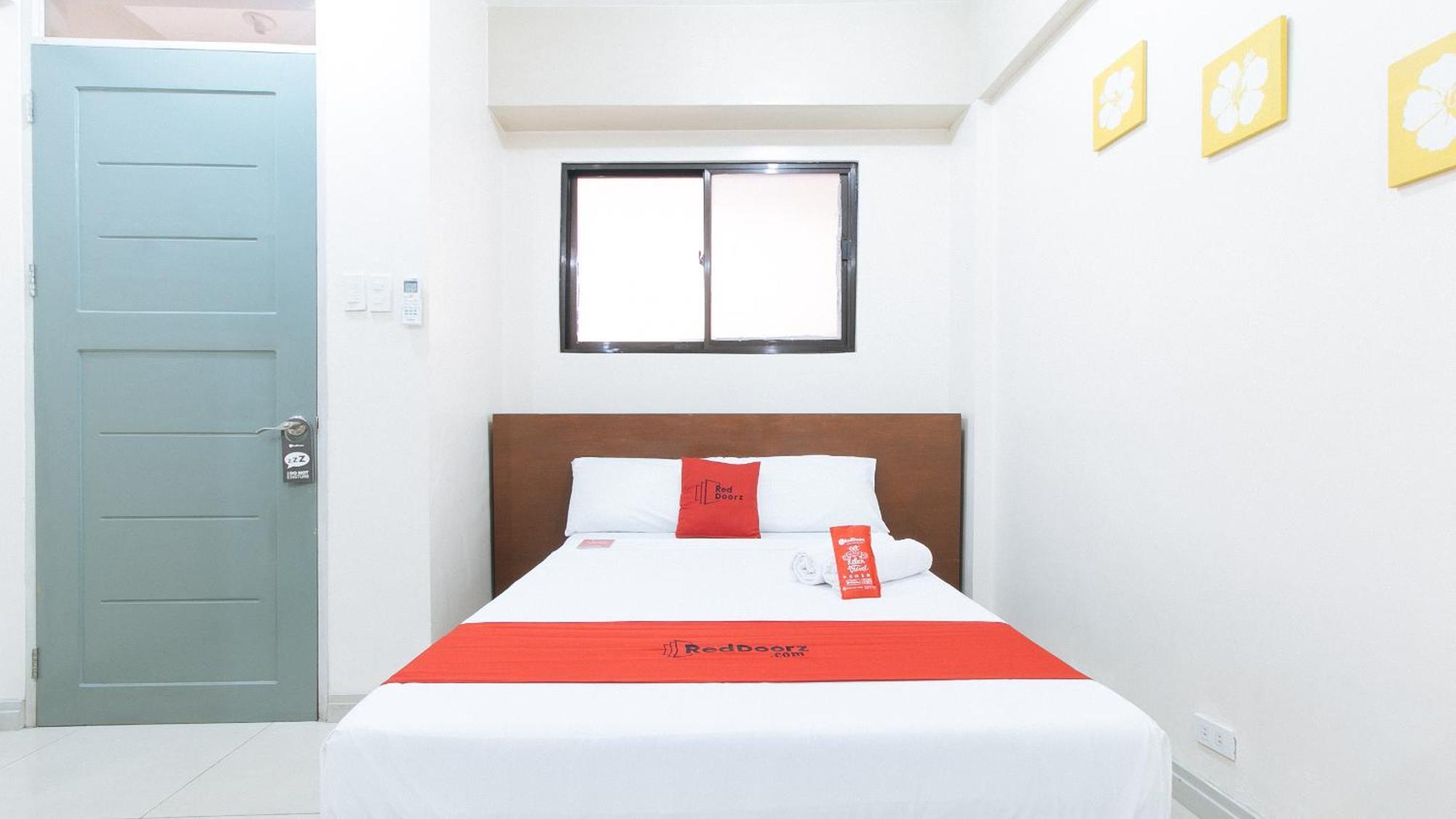 Hotel RedDoorz near Pasay Taft Exterior foto