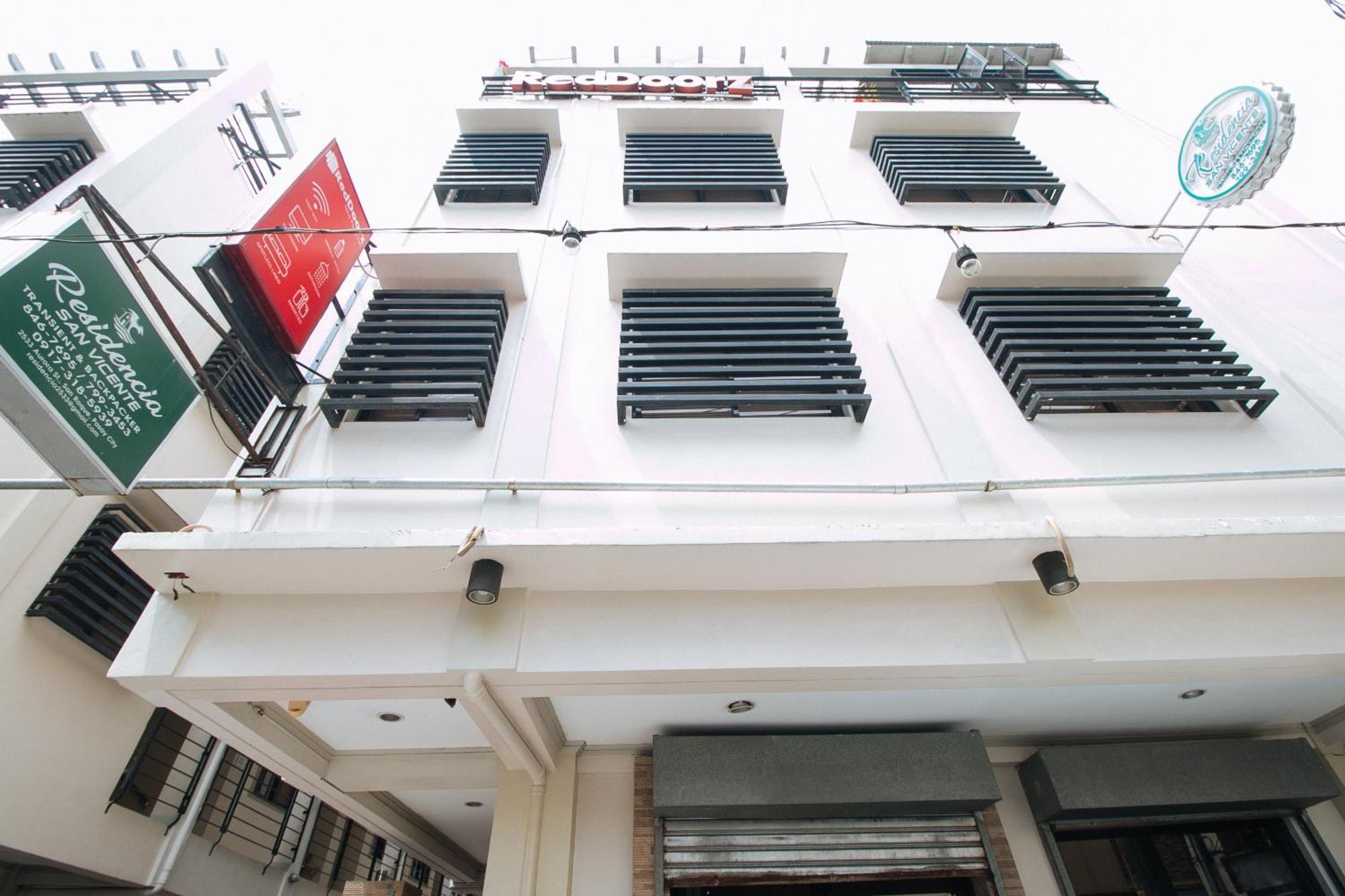Hotel RedDoorz near Pasay Taft Exterior foto